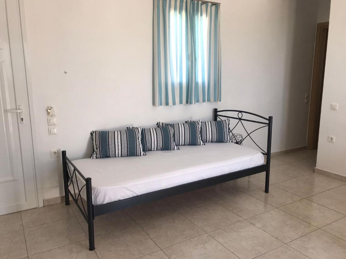 Retreat Apartments In Drosia - Apartment For 3 Makris Gialos  ภายนอก รูปภาพ
