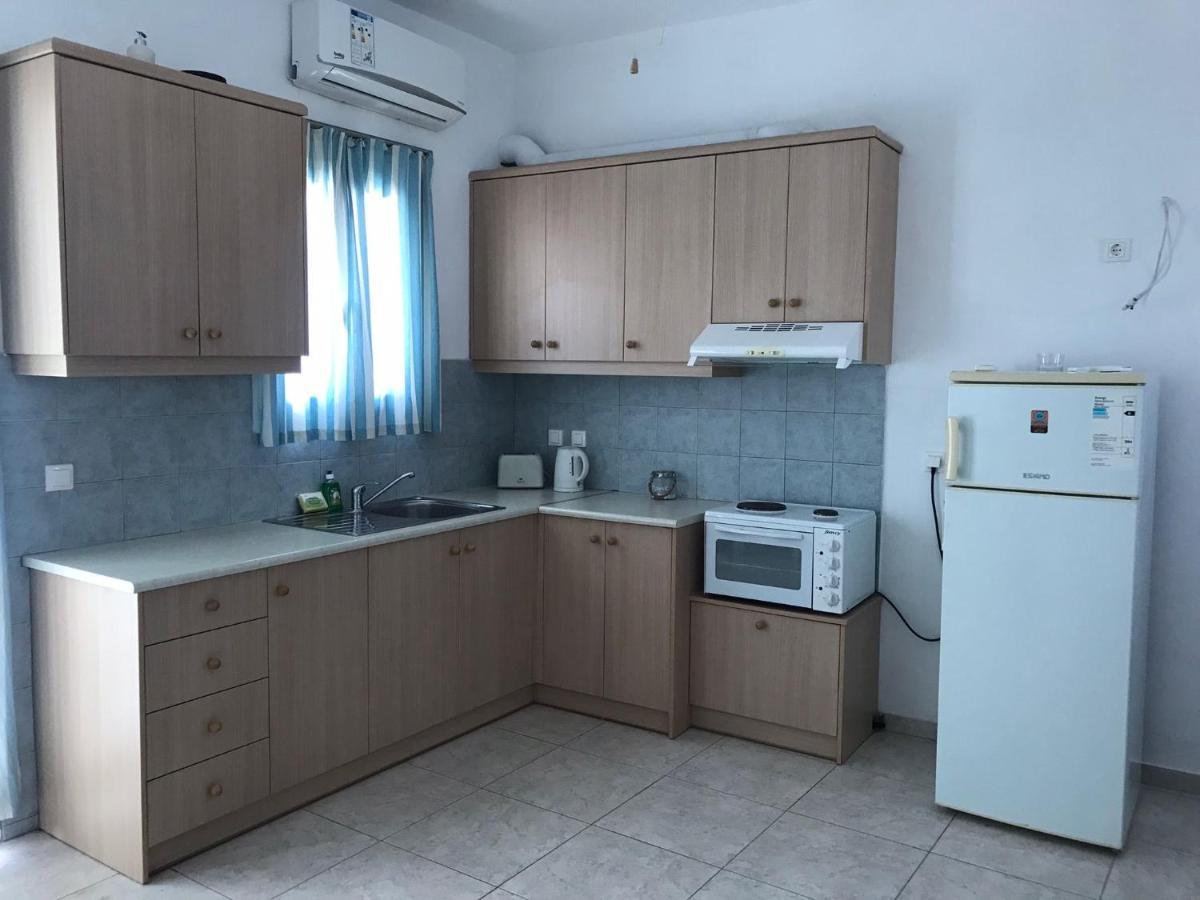 Retreat Apartments In Drosia - Apartment For 3 Makris Gialos  ภายนอก รูปภาพ